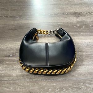 Trendy chunky chain hobo crossbody bag